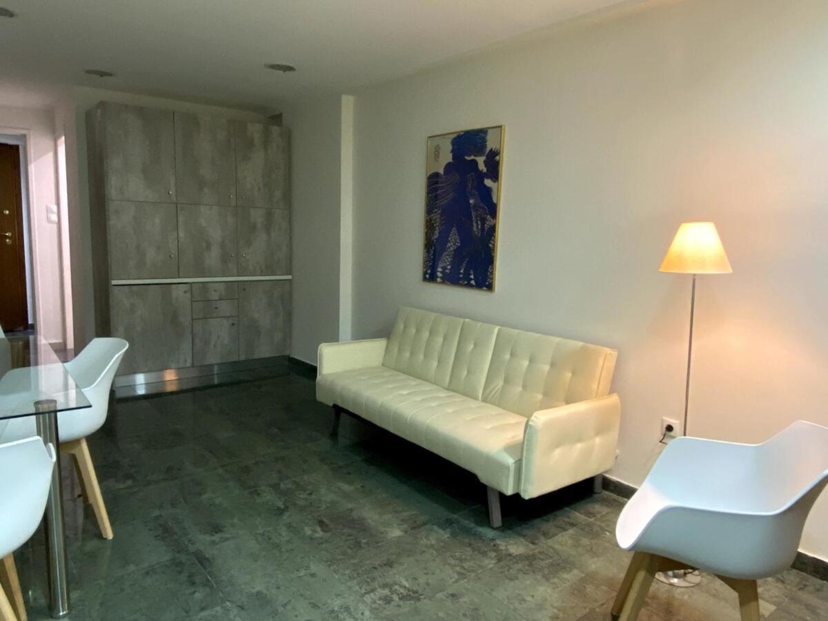 Ermou Apartment